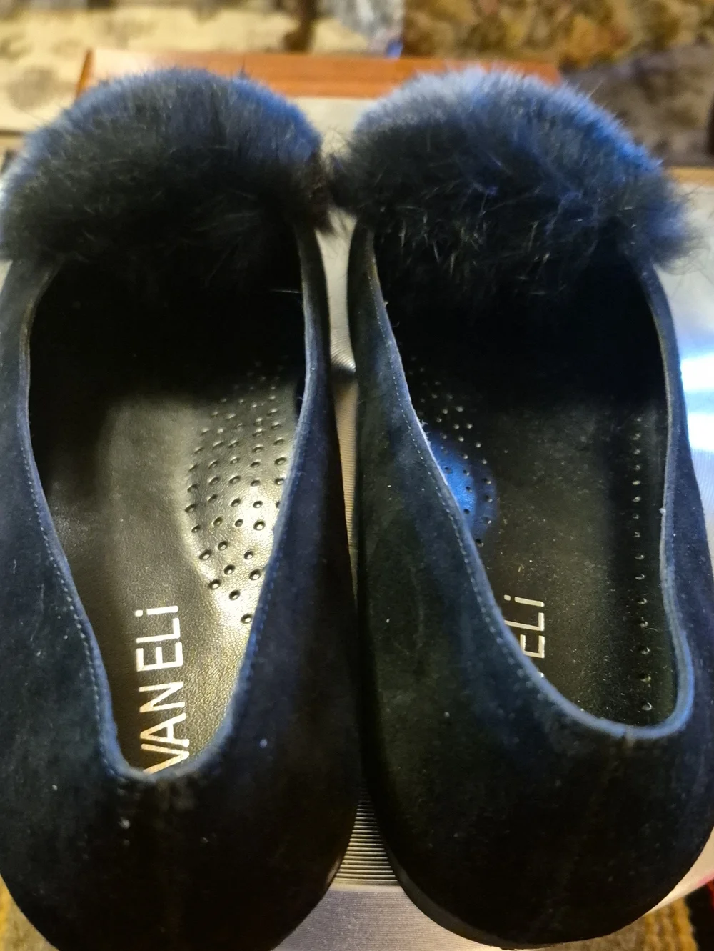 Vaneli edel suede
